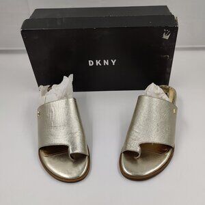 DKNY Daz Sandals Women's Size 8.5, Gold